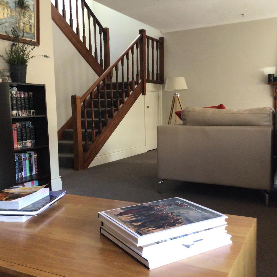 City Townhouse Walking Distance To City لونسيستون المظهر الخارجي الصورة