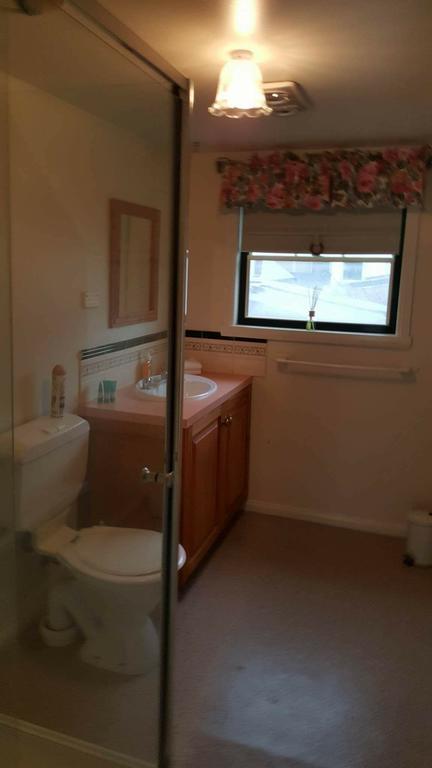 City Townhouse Walking Distance To City لونسيستون المظهر الخارجي الصورة